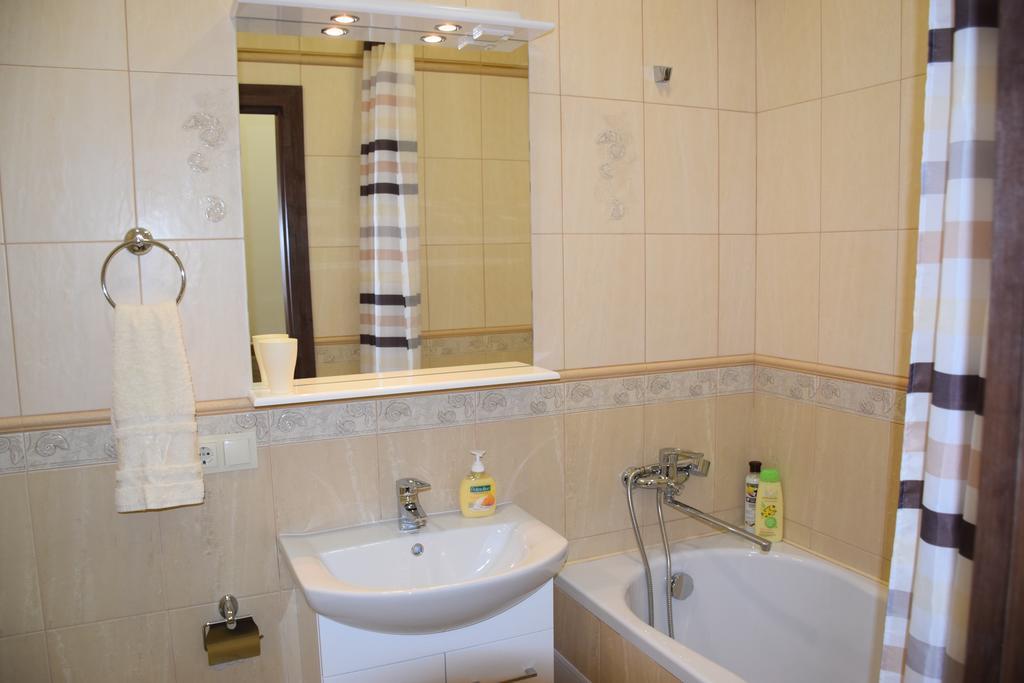 Near Citadel Apartment 2 إلفيف الغرفة الصورة
